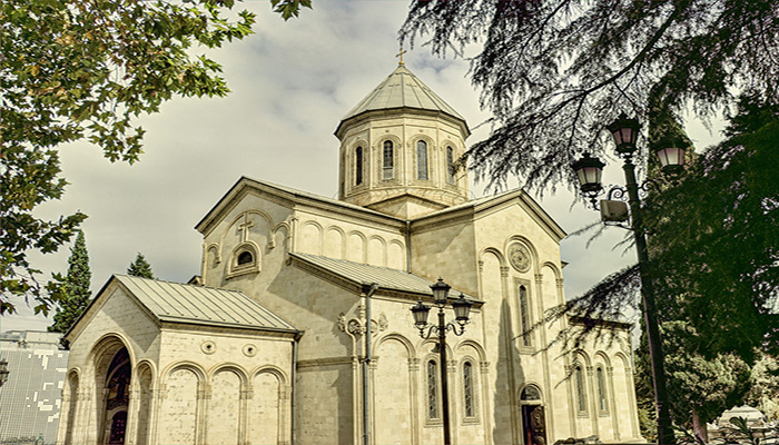 نگاهی به کلیسا کاشوتی گرجستان